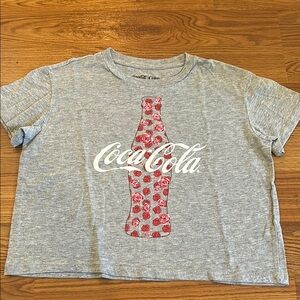 Coca Cola Gray Short Sleeve Boxy Cropped Rose Tee